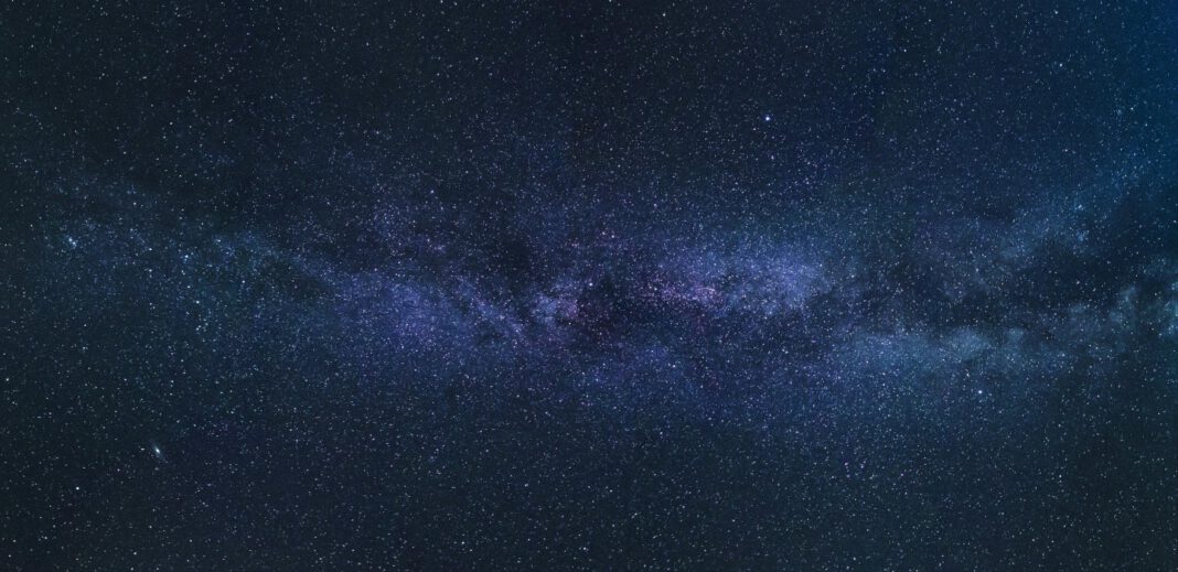 Astrophysiker erklärt Entstehung von Sternen und Mehrfachsystemen in VHS-Vortrag