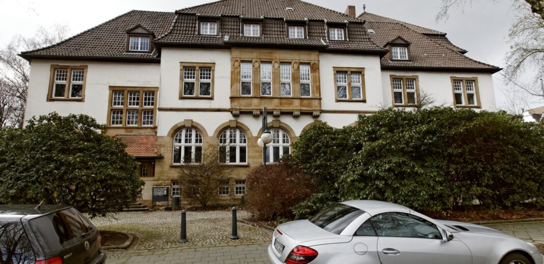 Bezirksbürgermeister von Bochum Nord bietet Bürgersprechstunde in Gerthe an