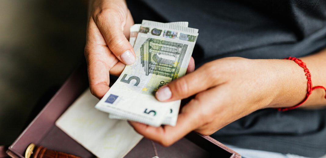 Bürgerbüro Mitte macht Kassenautomaten ab 1. Juni bargeldlos