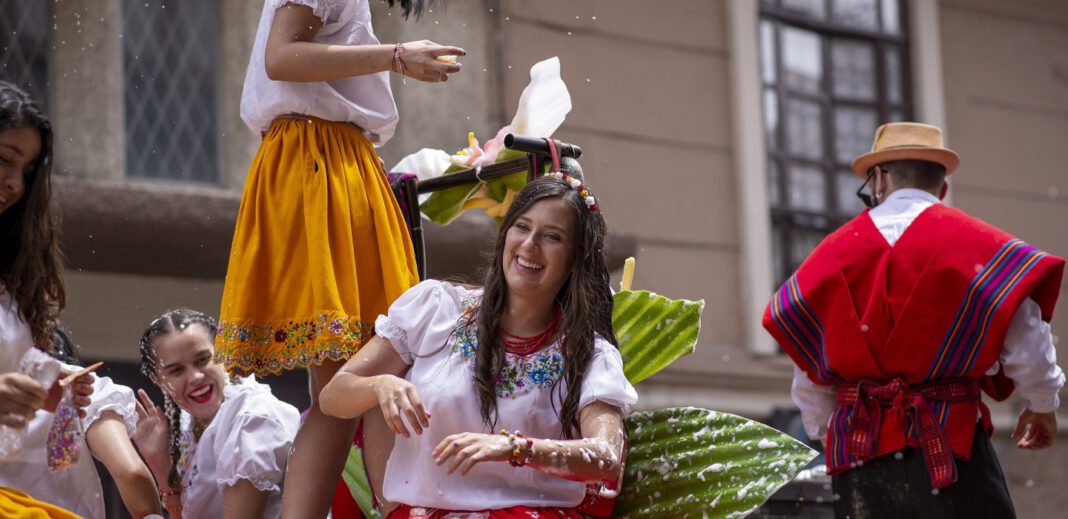 Karnevalszug Niederkassel 2024: Route, Höhepunkte und Teilnehmerübersicht