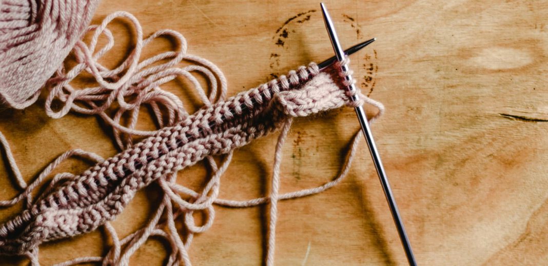 Stadtteilbibliothek Homberg Hochheide startet offenes Stricktreffen